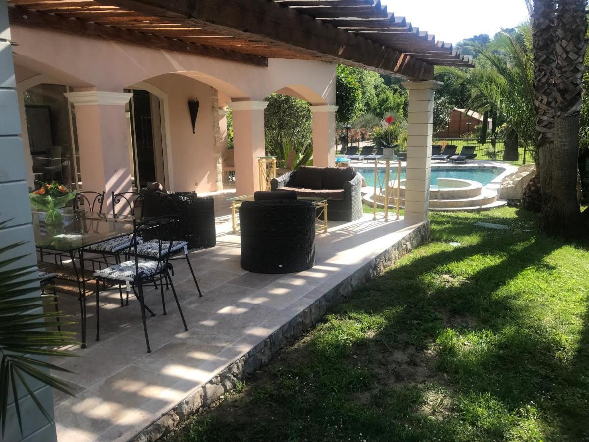 Luxueuse villa piscine et jacuzzi Saint-Paul-de-Vence Esterno foto
