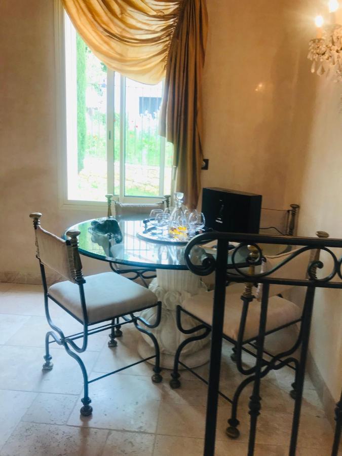 Luxueuse villa piscine et jacuzzi Saint-Paul-de-Vence Esterno foto